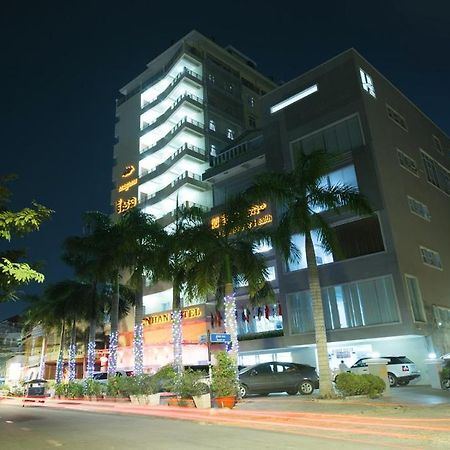 Sen Han Hotel Phnom Penh Dış mekan fotoğraf