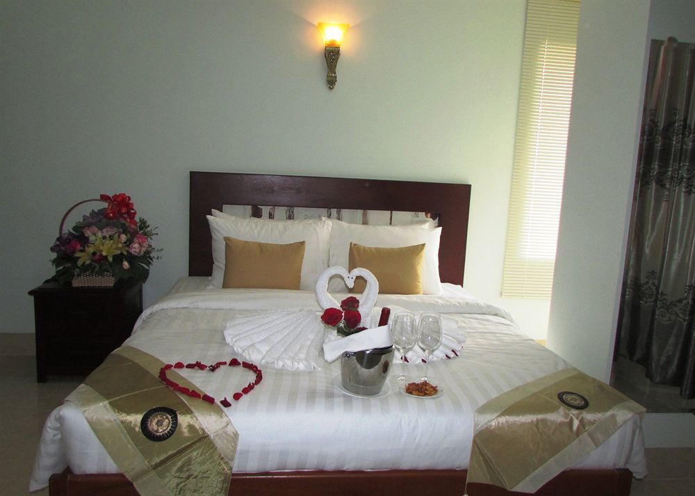 Sen Han Hotel Phnom Penh Dış mekan fotoğraf