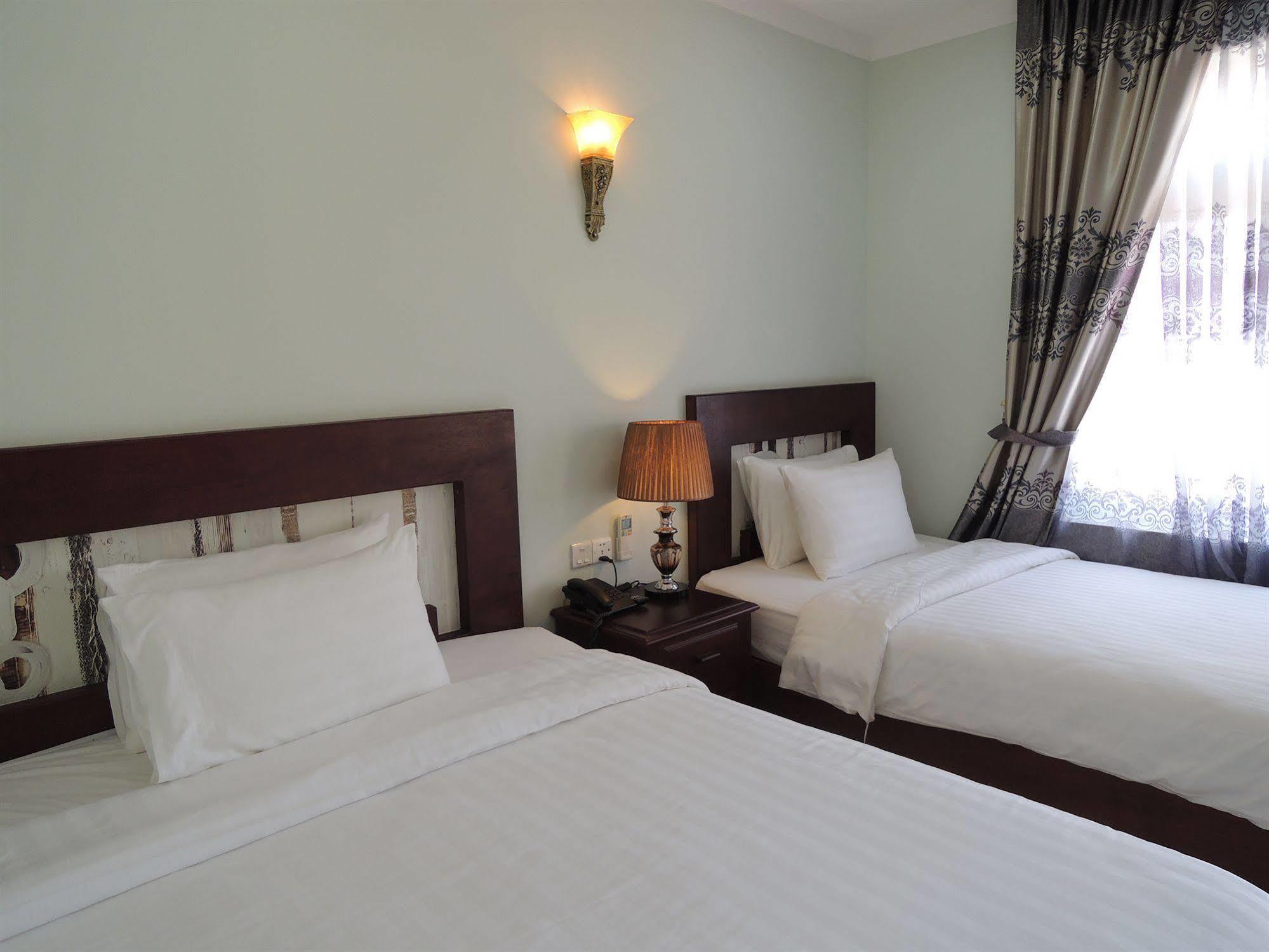 Sen Han Hotel Phnom Penh Dış mekan fotoğraf