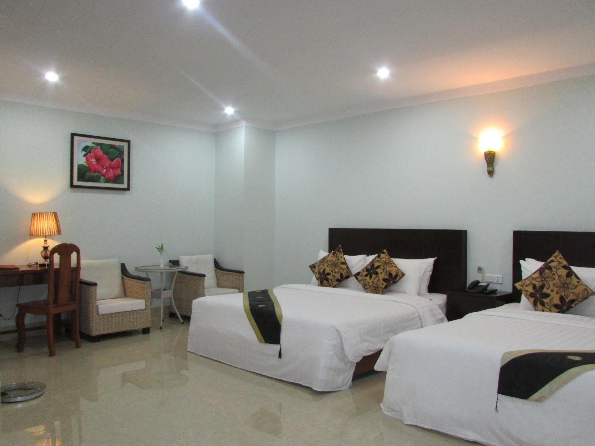 Sen Han Hotel Phnom Penh Dış mekan fotoğraf