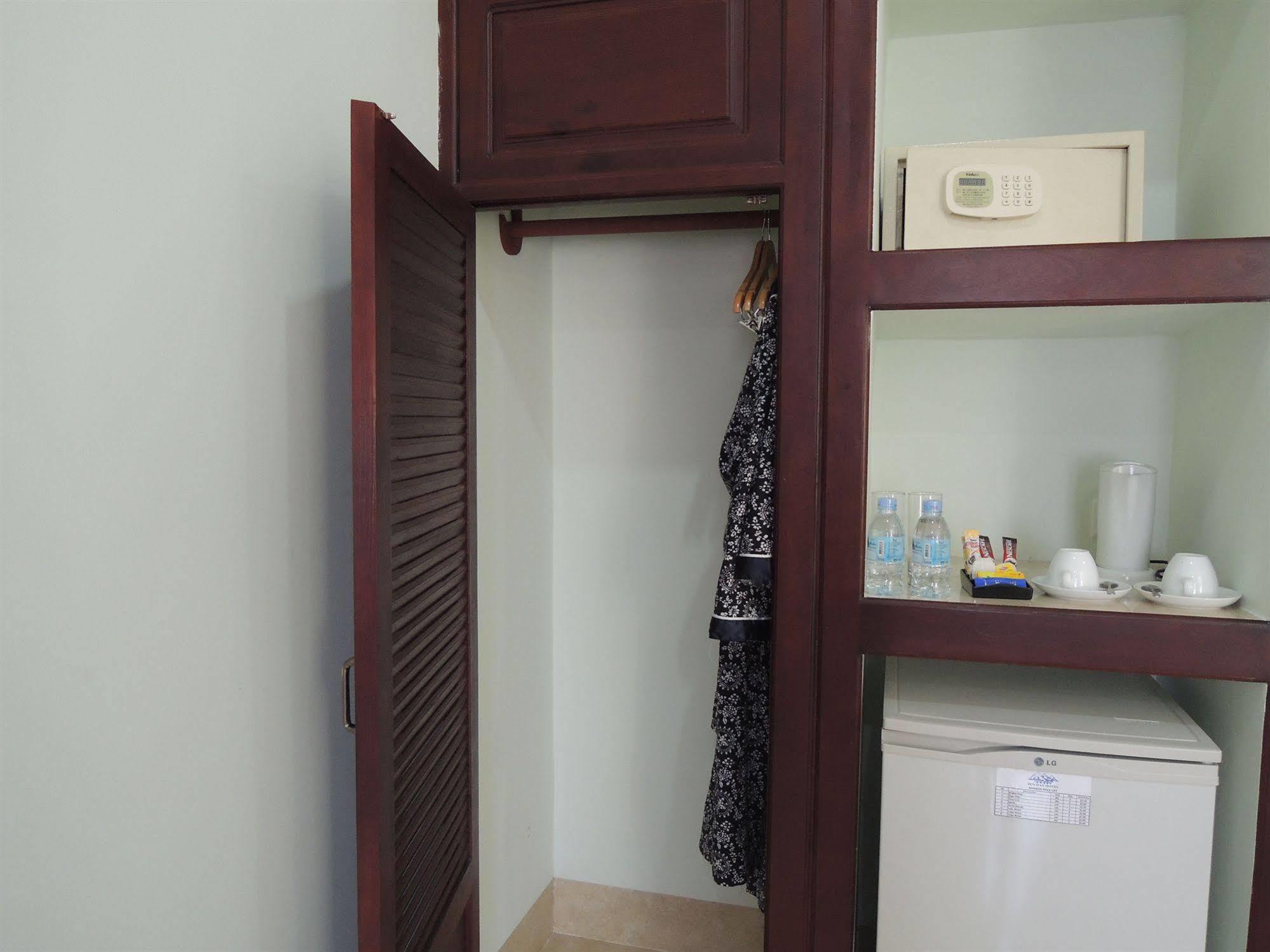 Sen Han Hotel Phnom Penh Dış mekan fotoğraf