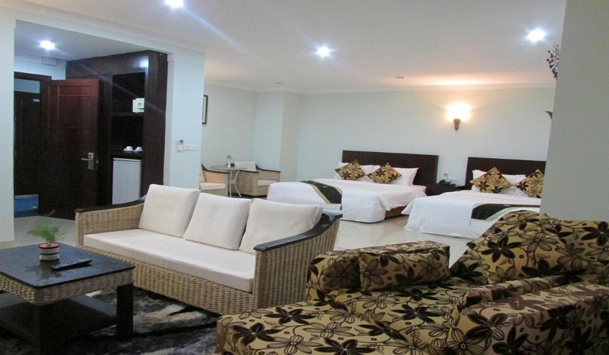 Sen Han Hotel Phnom Penh Dış mekan fotoğraf