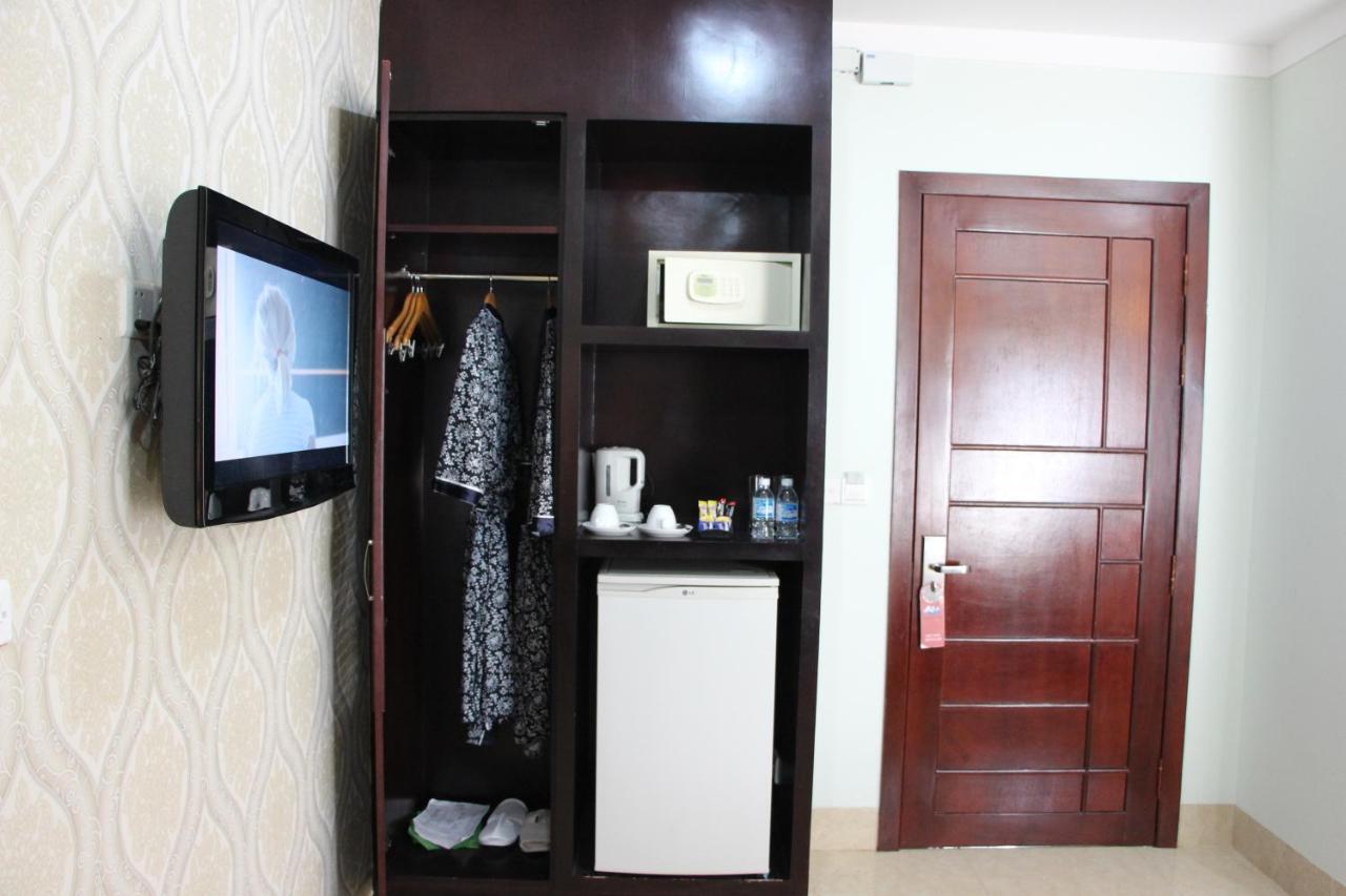 Sen Han Hotel Phnom Penh Dış mekan fotoğraf